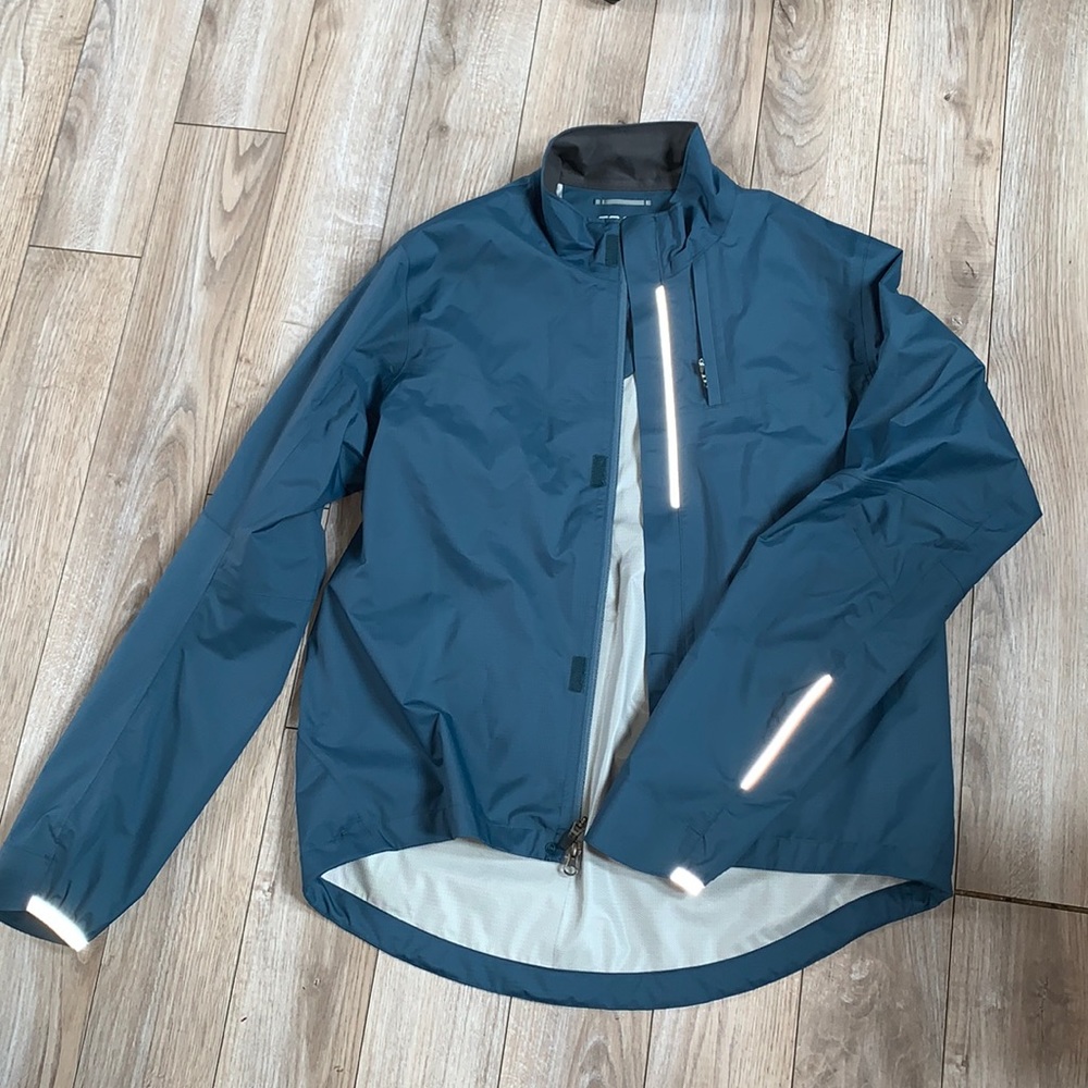 Cycling Windbreaker M NWOT